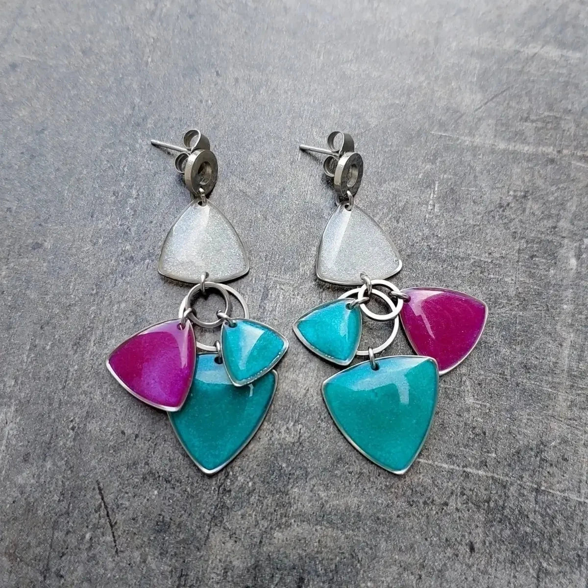 Duge minđuše na šraf Selesta